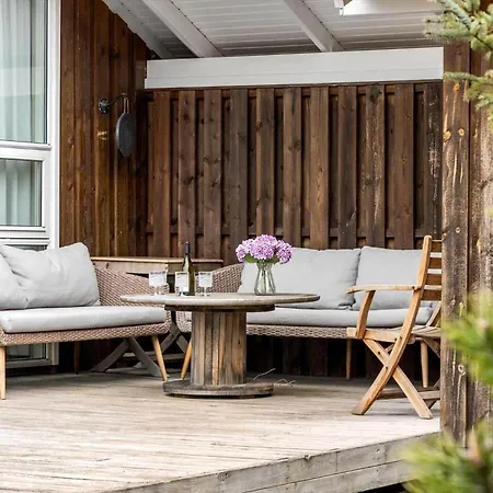 Tv1693-albaek-gl-kirkevej-44 Holiday home *