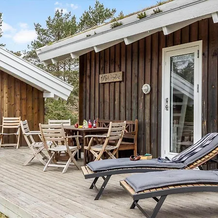 Tv1693-albaek-gl-kirkevej-44 Holiday home